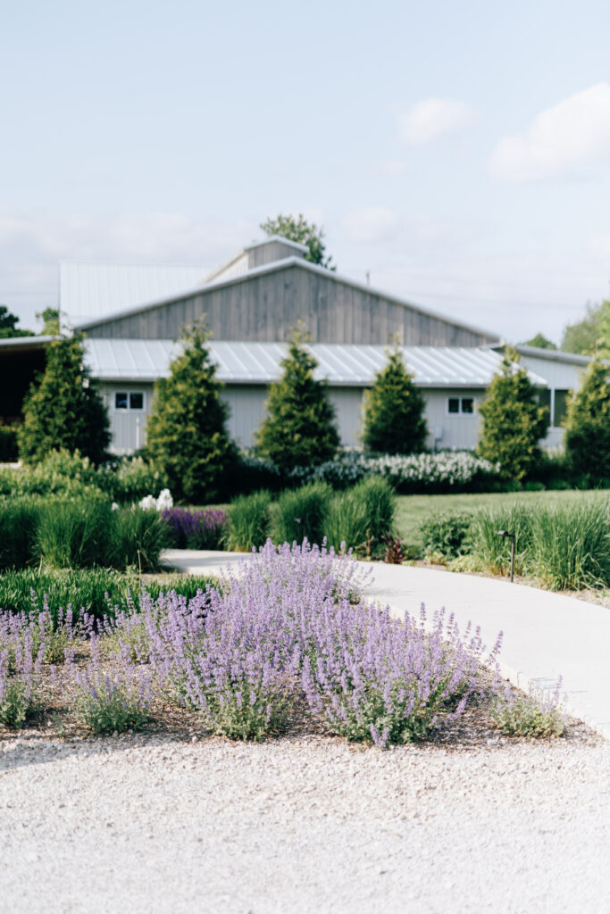 barn with lilac wedding venues in columbus oh